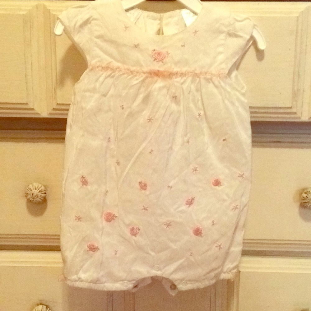 Embroidered outfit one piece girls 3-6 mo